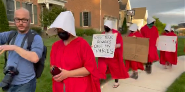 Pro-abortion protesters outside home of Justice Amy Coney Barrett