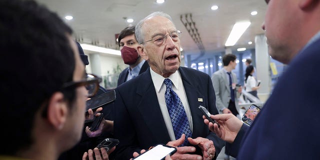  Senators Chuck Grassley, R-Iowa, and Ron Johnson, R-Wis., called on Facebook this week to turn over communications between government agencies and Facebook employees regarding Hunter Biden.
