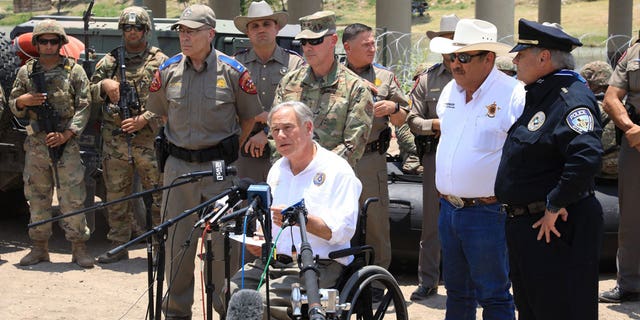 Texas Gov. Greg Abbott joined state and local officials in Eagle Pass to announce the expansion of Texas’ ongoing border security operations.