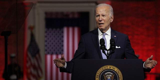 U.S. President Joe Biden delivers a primetime speech at Independence National Historical Park September 1, 2022 in Philadelphia, Pennsylvania. President Biden spoke on "the continued battle for the Soul of the Nation."  (Photo by Alex Wong/Getty Images)