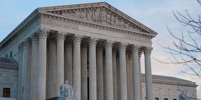 Front entrance to the U.S. Supreme Court 