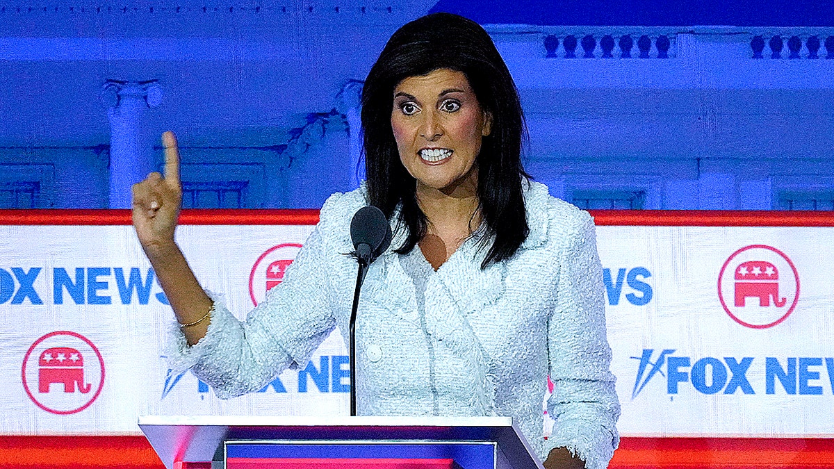 Nikki Haley finger raised at Fox News debate