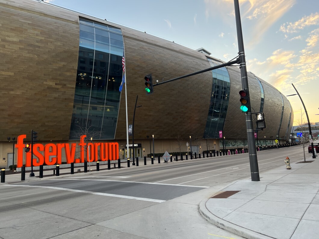 Fiserv-Forum.jpg