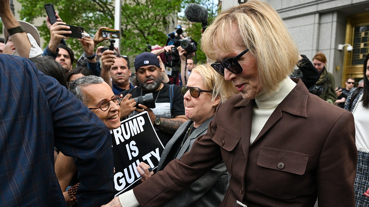 E. Jean Carroll leaves civil trial