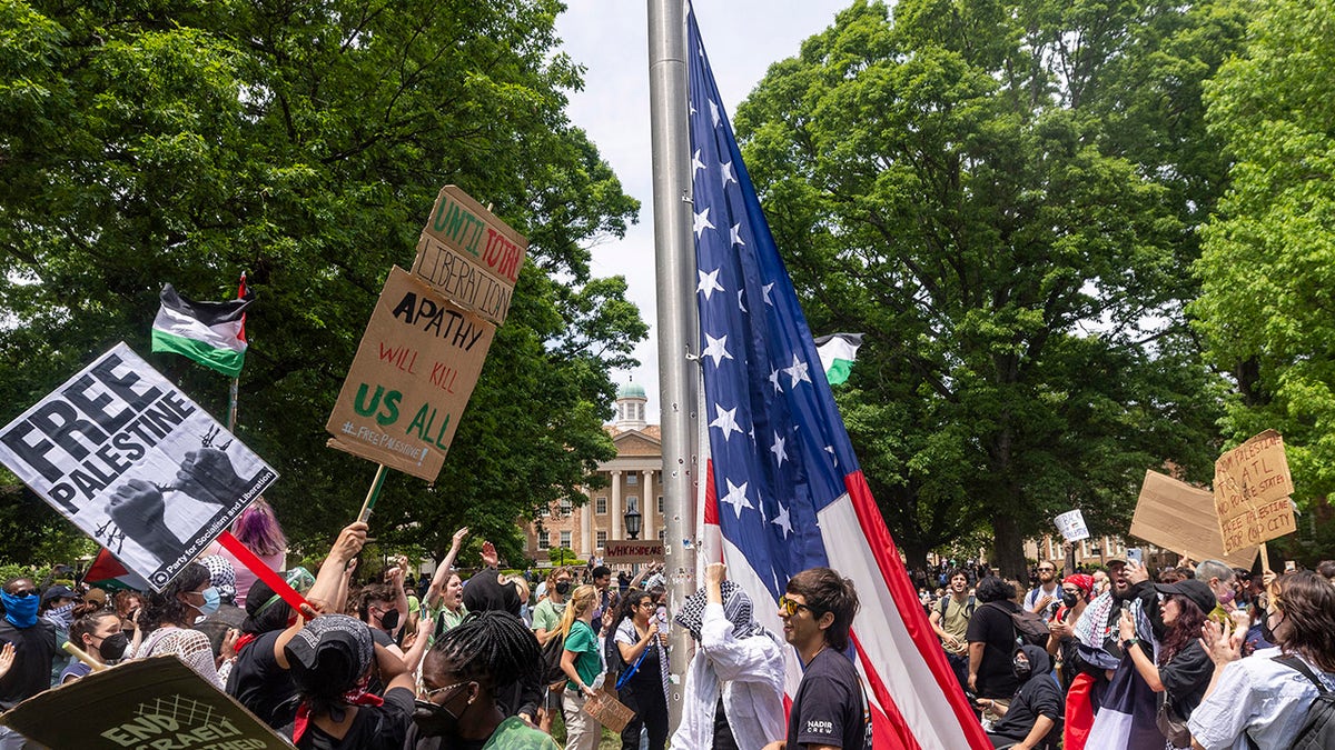 Anti-Israel protesters take down the American flag at UNC