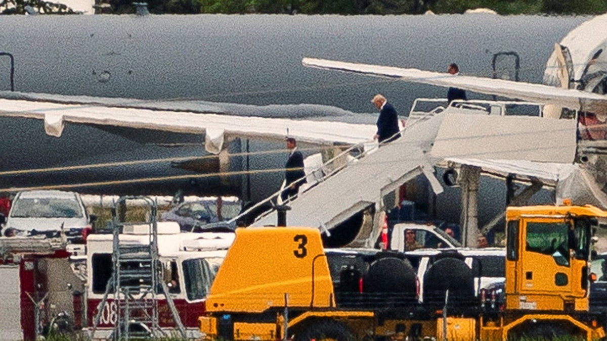 Donald Trump arrives on Trump Force One in Milwaukee