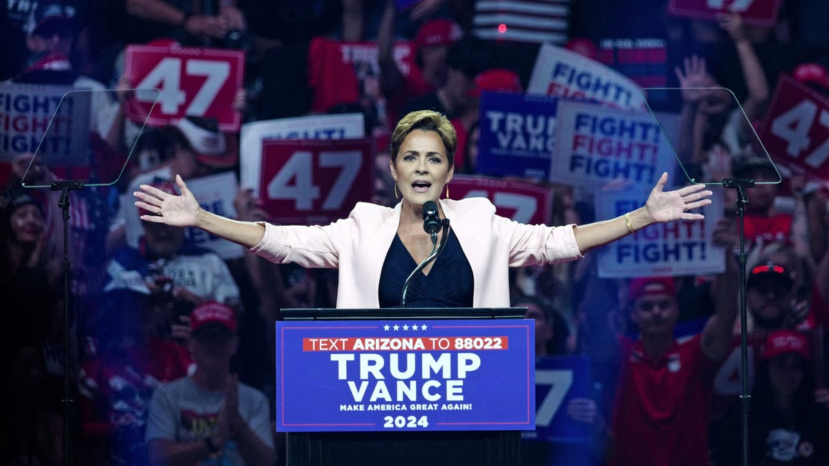 Kari Lake speaking at an Arizona Trump rally 