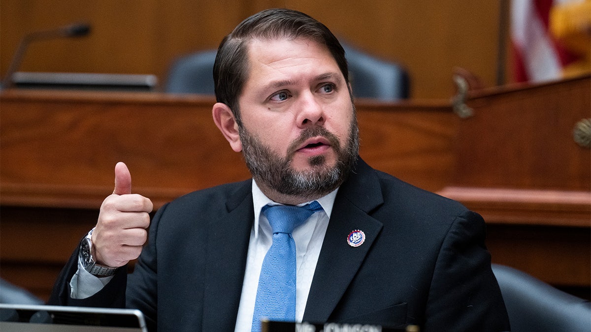 Ruben Gallego