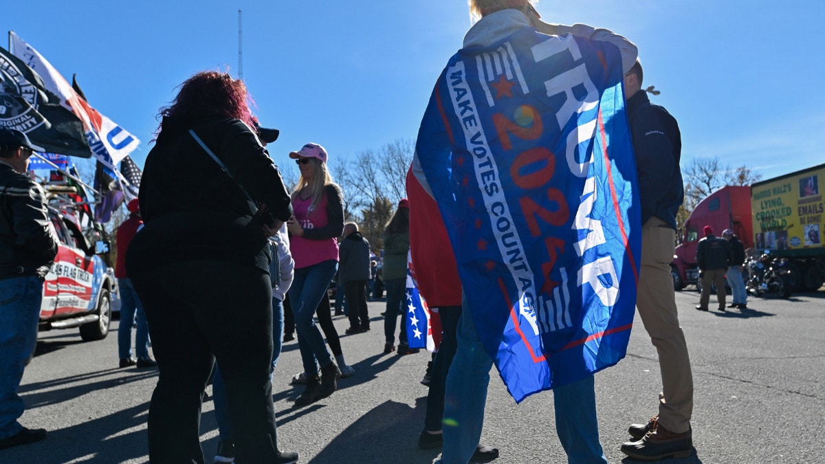 Trump rallygoers seen in photo