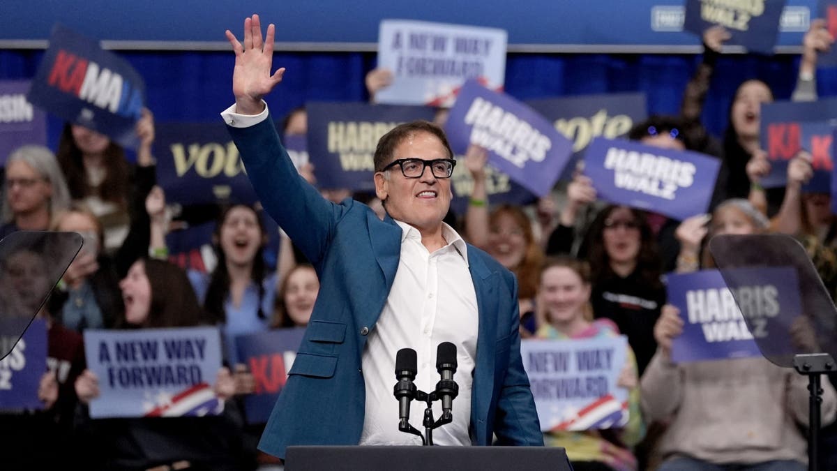 Mark Cuban spoke at a campaign rally for Democratic presidential nominee Vice President Kamala Harris at the University of Wisconsin La Crosse, in La Crosse, Wis., Thursday, Oct. 17, 2024. (AP Photo/Abbie Parr)