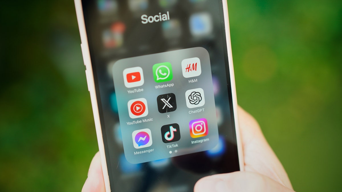 social media apps on smartphone