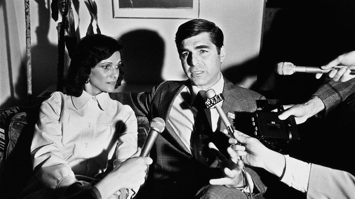 Michael and Kitty Dukakis speak with journalists during 1978 gubernatorial primary