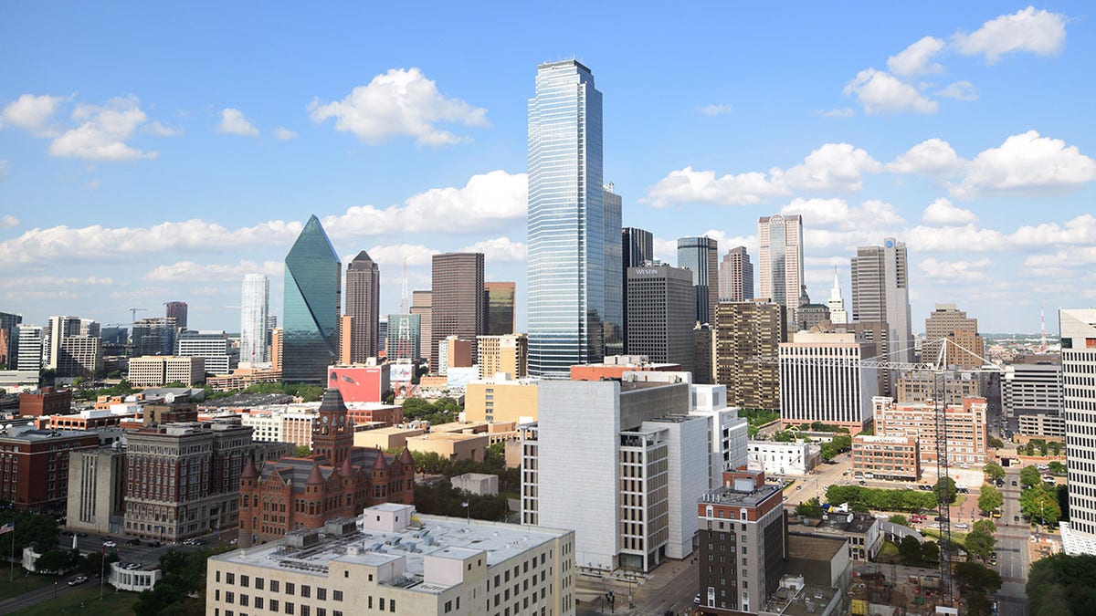 Dallas skyline