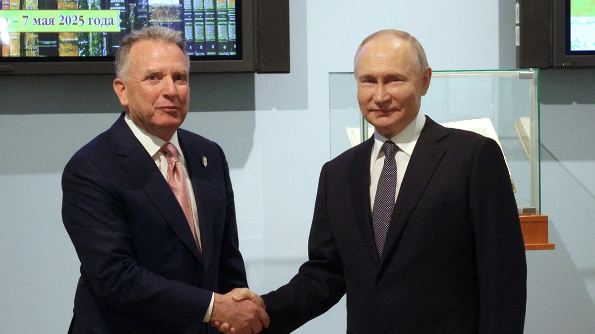Steve Witkoff meets with Vladimir Putin in St. Petersburg