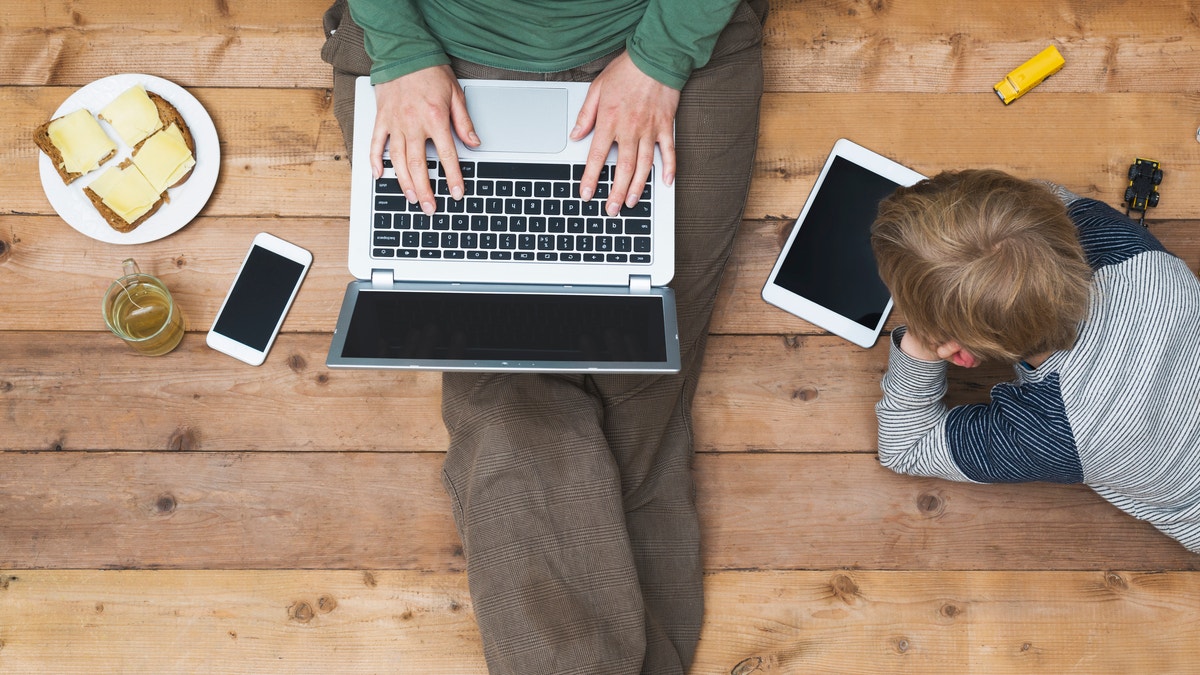 stock photo of kids on computer, tablet