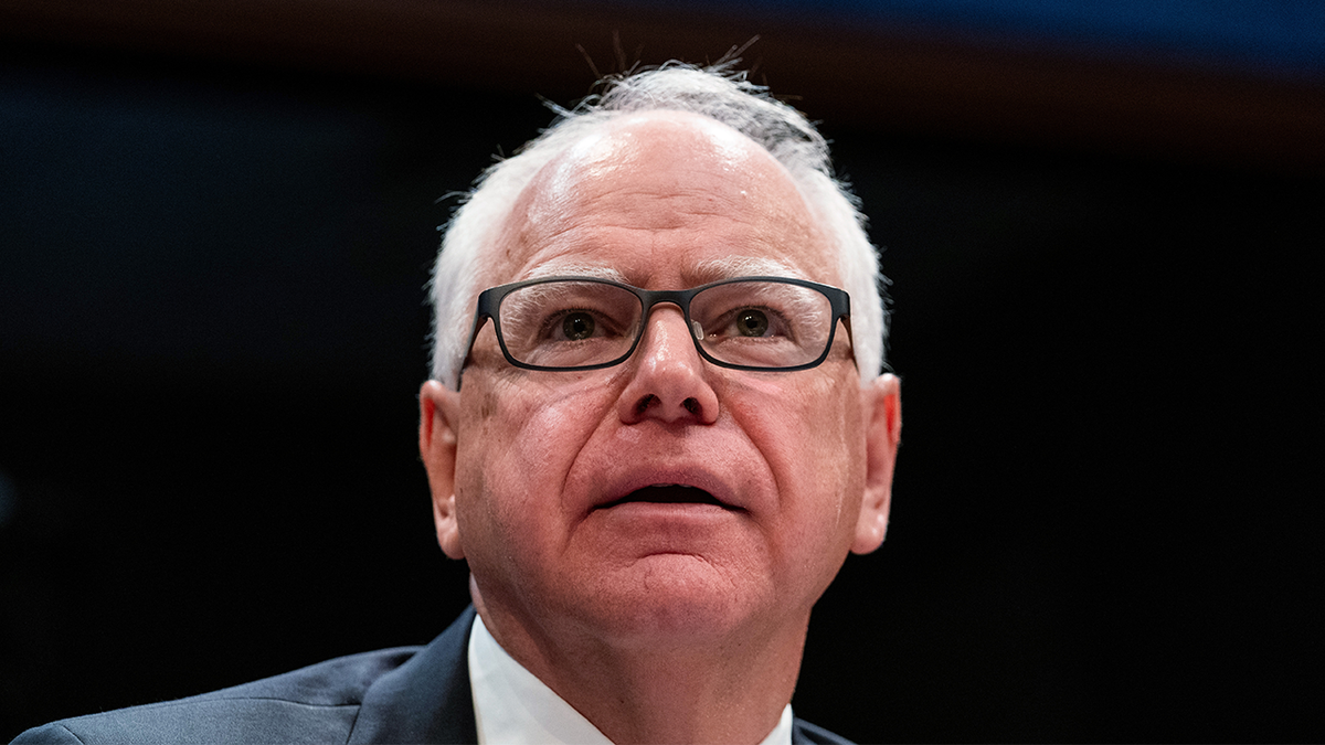 tim walz with glasses