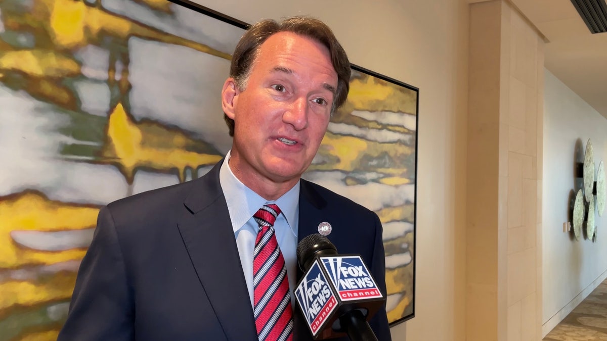 Youngkin with Fox News microphone