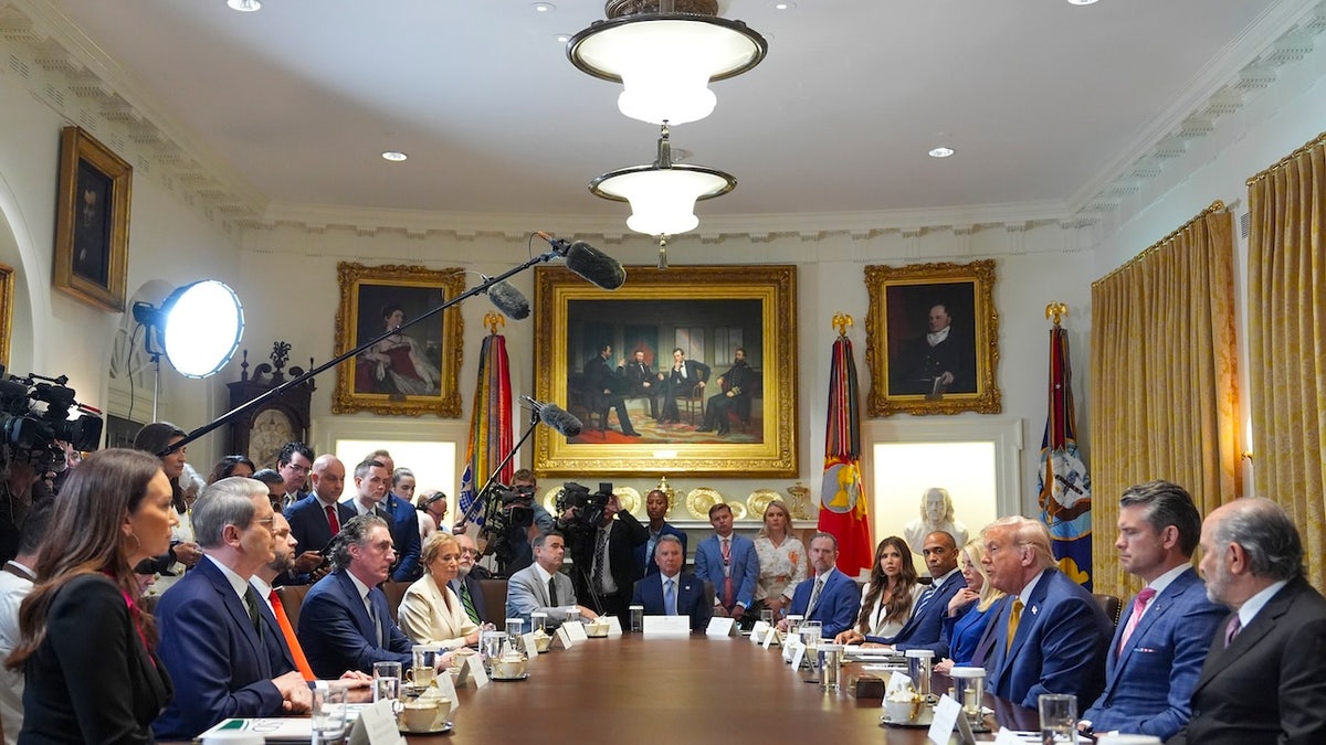 President Donald Trump hosts cabinet meeting