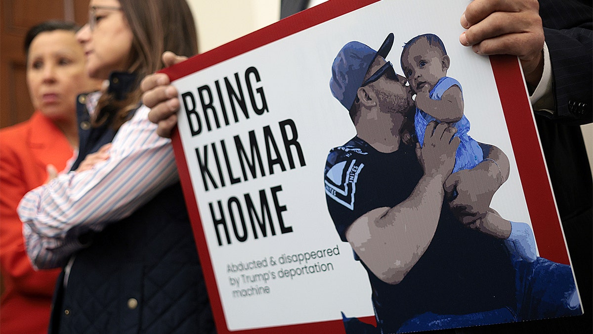 Hispanic Caucus Members Demand Return Of Immigrant Deported To El Salvador Prison