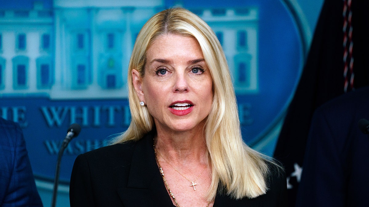 Pam Bondi at White House briefing on DC crime