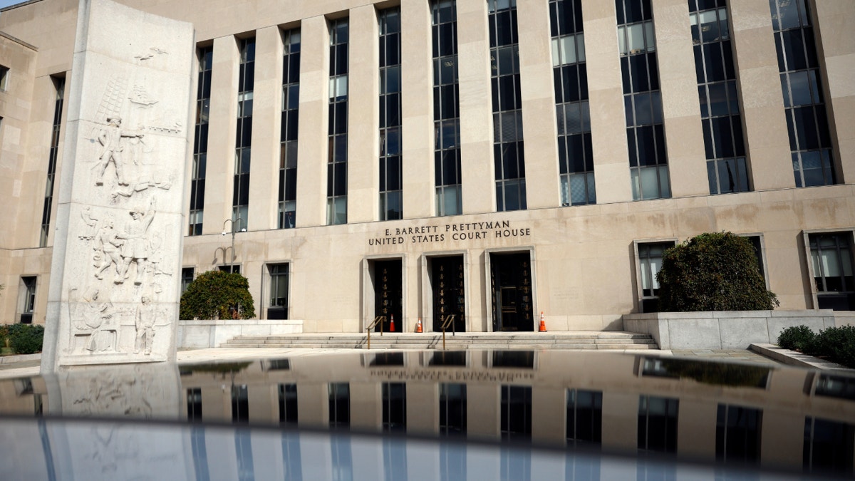 Street view of a federal courthouse