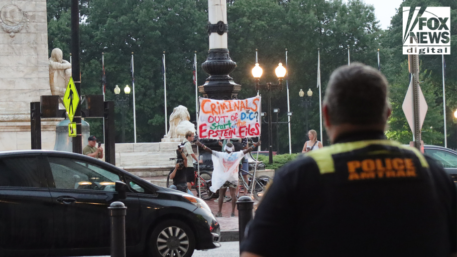 Amtrak PD watches protests at Union Station