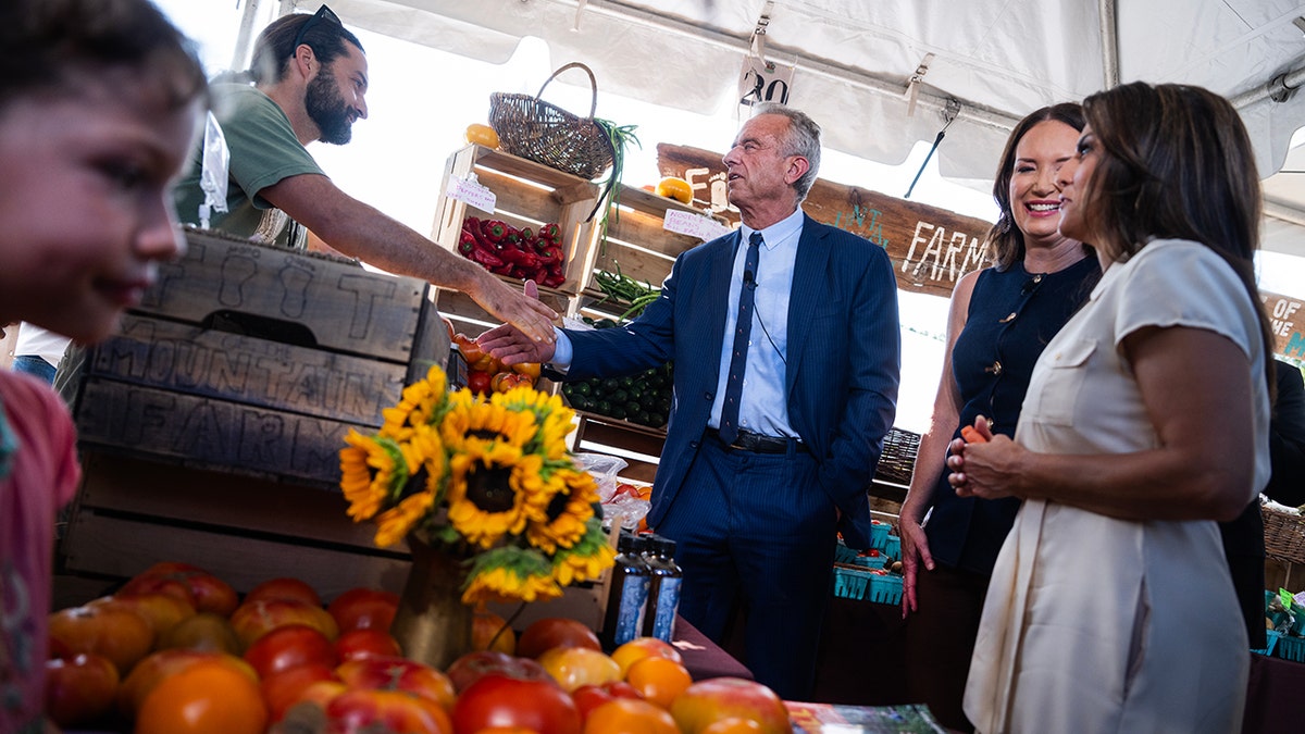 Robert F. Kennedy meets farmer