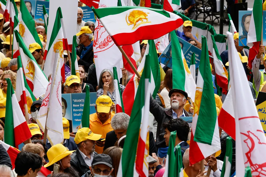 Demonstrators protest against the Iranian regime.