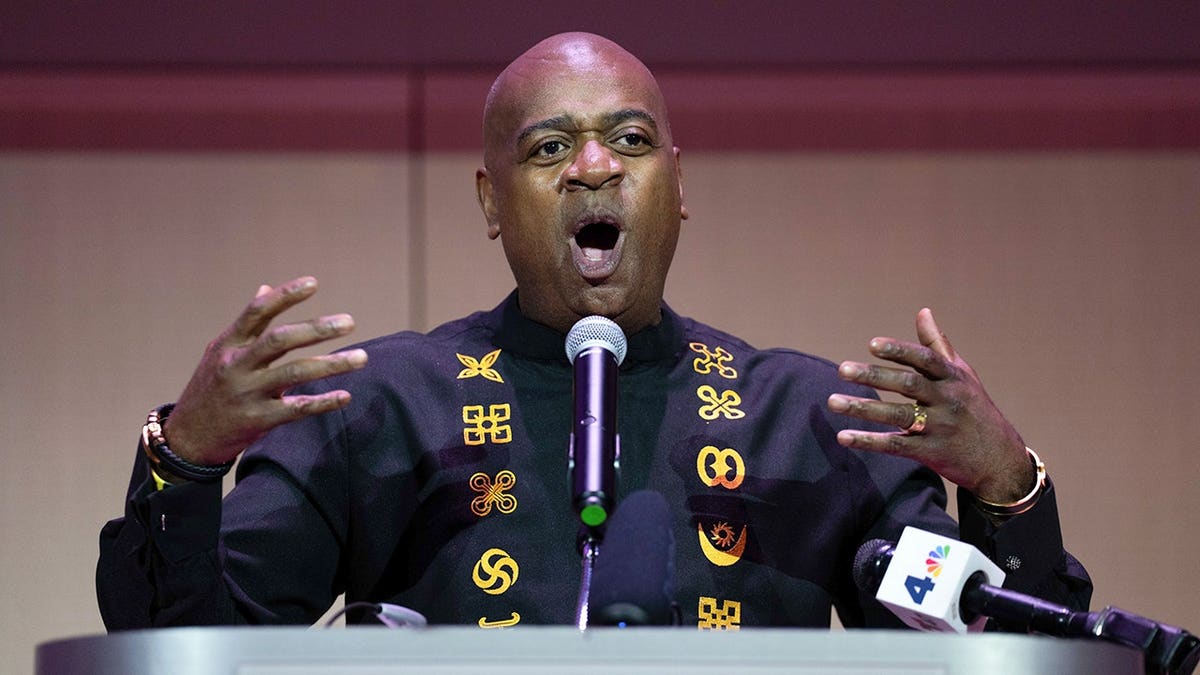 Ras Baraka in charge in Newark