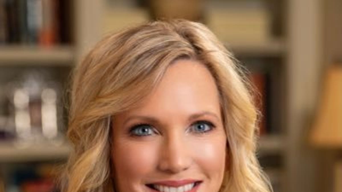Kelley Paul headshot