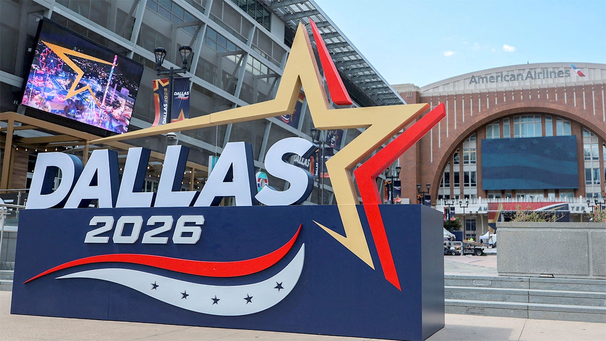 Dallas GOP midterm convention